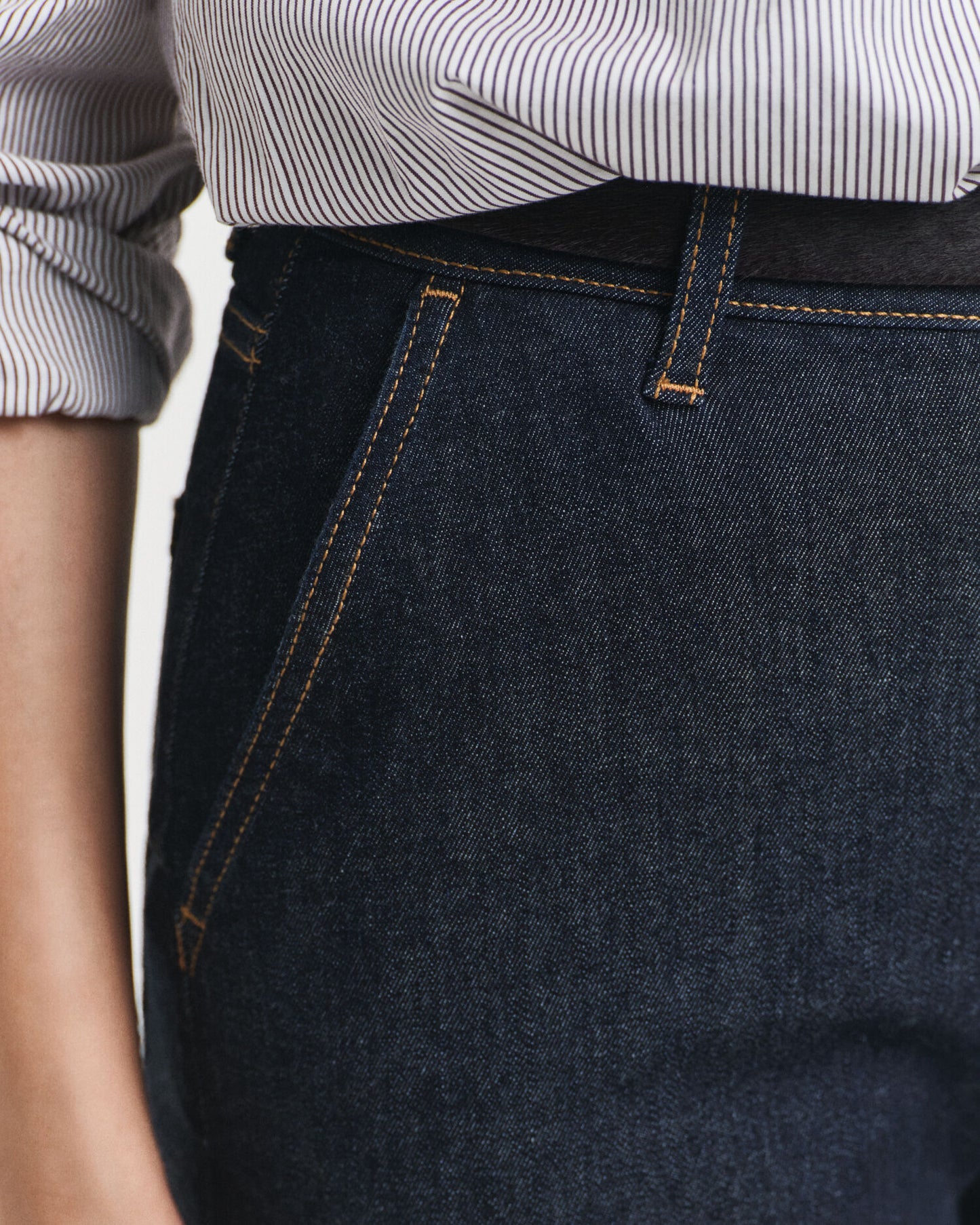 Wide Flared Tailored Jeans